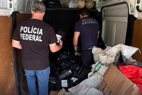 Depósito de produtos vendidos pela internet é fechado pela Polícia Federal
