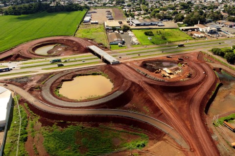 Obras da Perimetral Leste de Foz do Iguaçu chegam a 63% de execução.