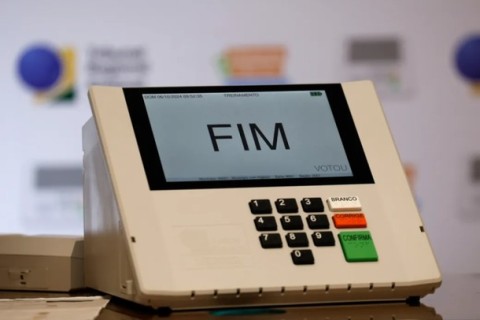 Foz do Iguaçu pode ter 31 candidatos a deputado nas eleições de 2026; veja a lista