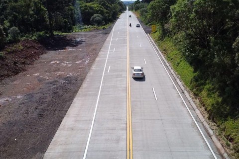 Pistas de concreto: a escolha ambientalmente correta das rodovias do Paraná.