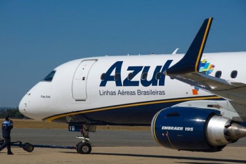 Azul anuncia 106 voos extras entre Foz do Iguaçu, Porto Alegre e Recife no verão